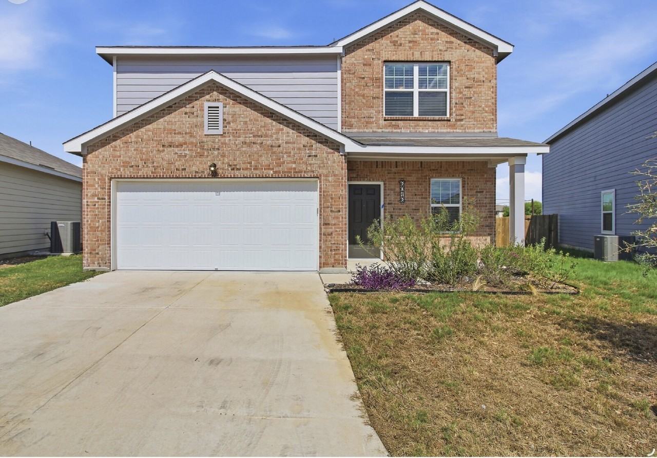 6016 Pearl Mdw - Photo 2 of 28