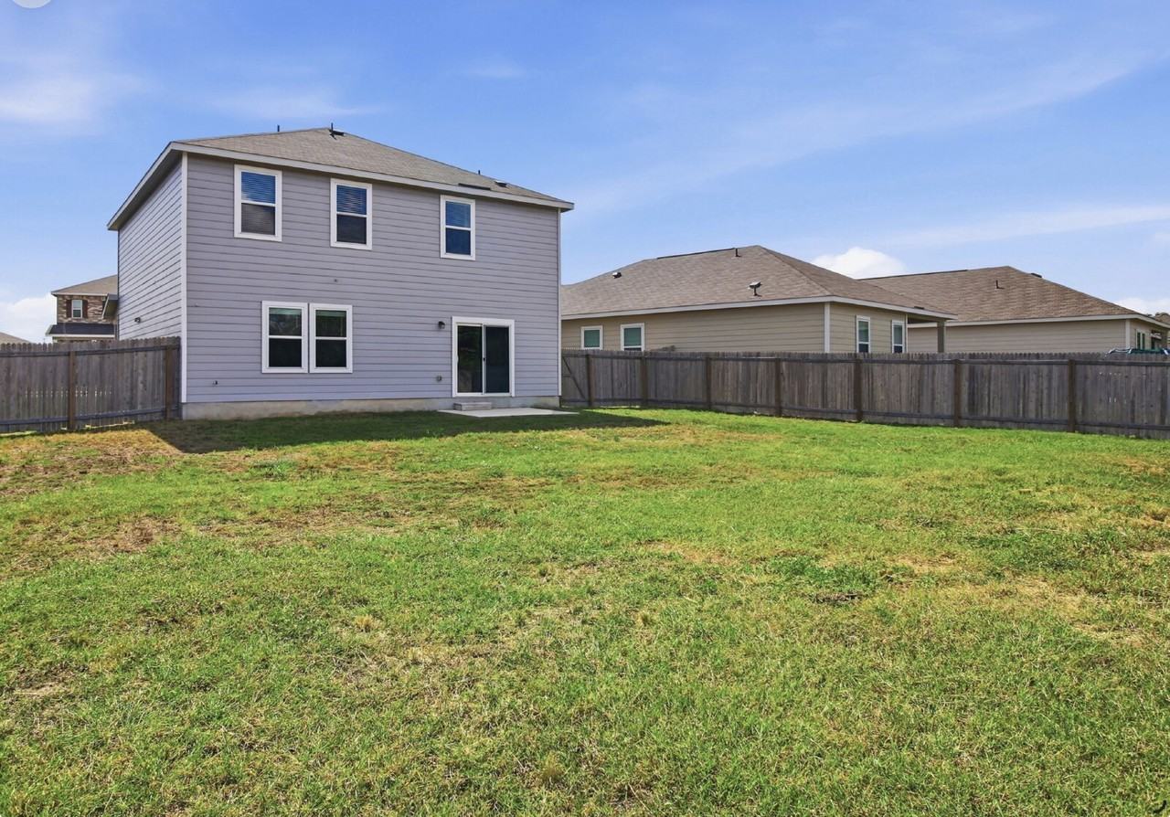 6016 Pearl Mdw - Photo 3 of 28