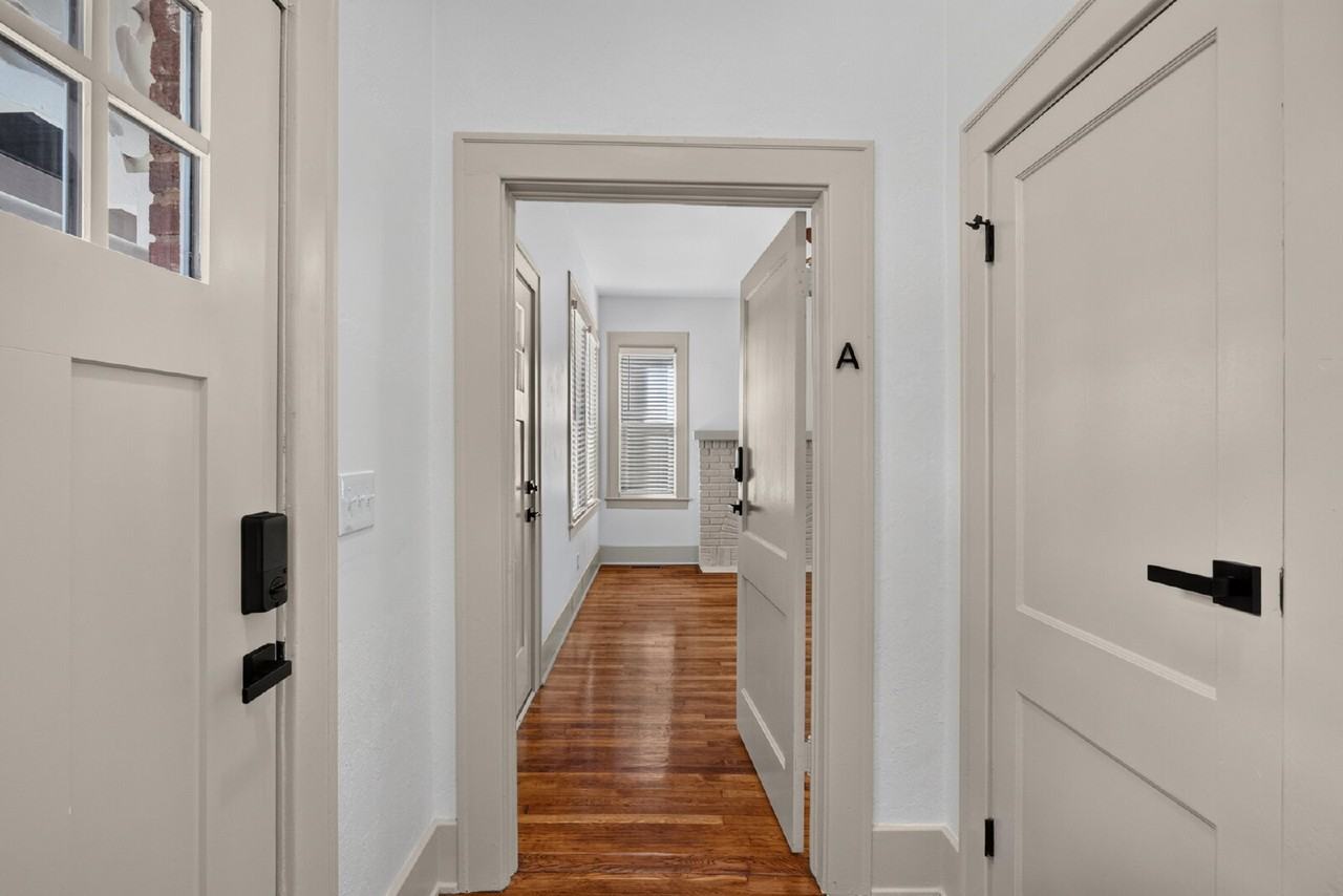 650 E 40th St #A - Photo 5 of 38