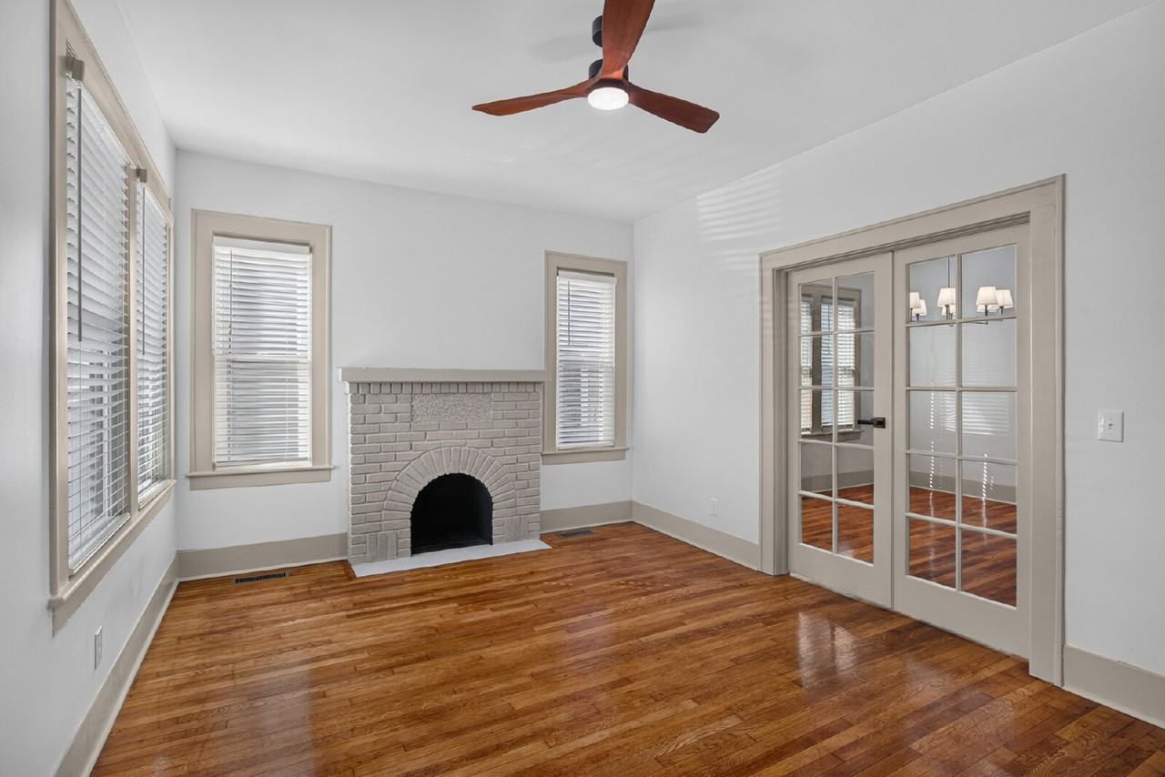 650 E 40th St #A - Photo 6 of 38