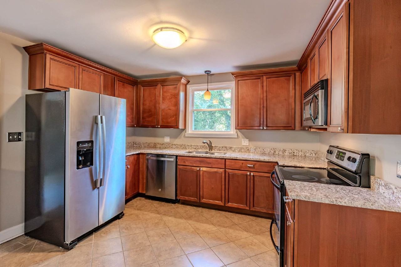 4602 Camellia Pl - Photo 3 of 15