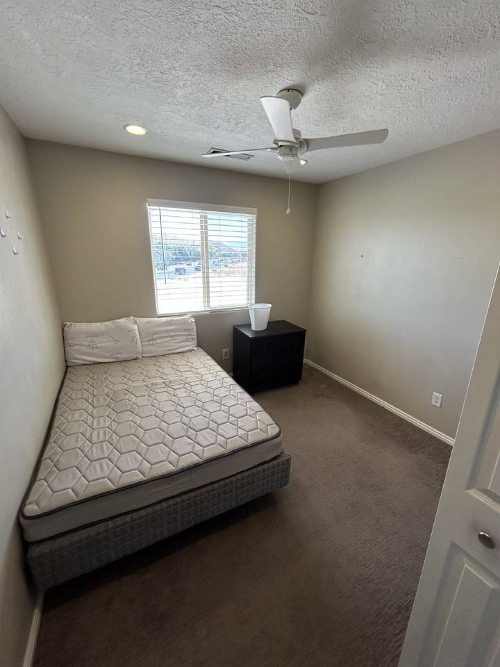 444 Sunland Dr #62 - Photo 6 of 10
