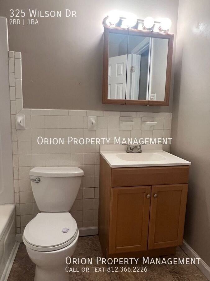325 Wilson Dr - Photo 7 of 9
