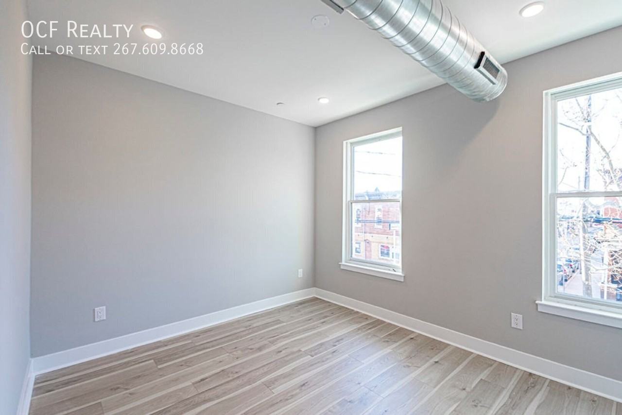 715 S 51st St #2 - Photo 5 of 13