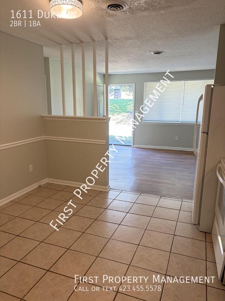 1611 Duke Ln - Photo 6 of 10