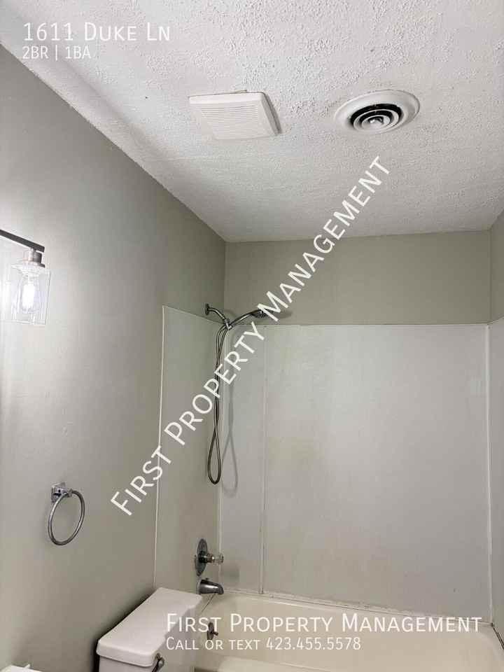 1611 Duke Ln - Photo 7 of 10