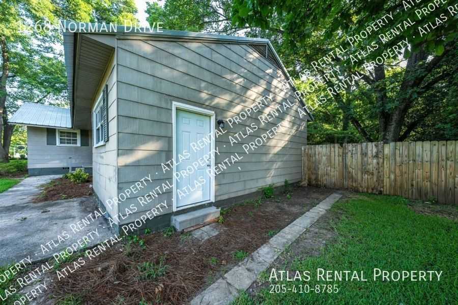 1268 Norman Dr - Photo 3 of 21