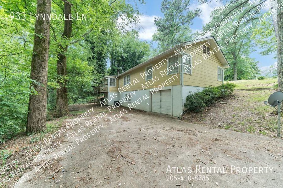 933 Lynndale Ln - Photo 6 of 24