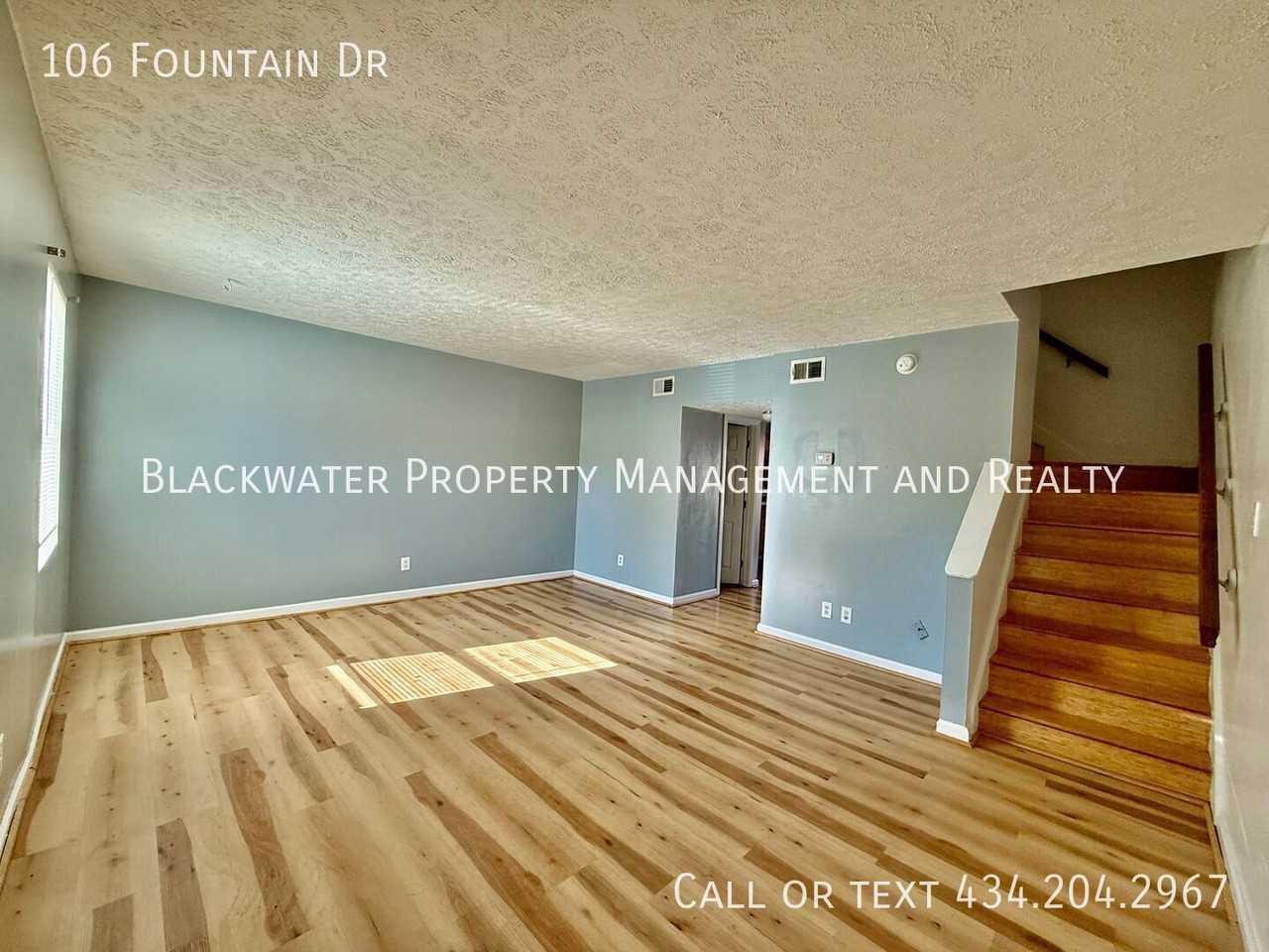 106 Fountain Dr - Photo 2 of 14