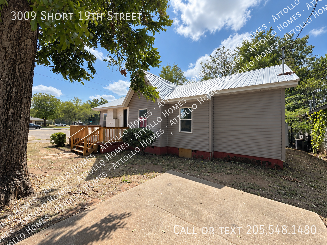 3009 Short 19th St - Photo 2 of 24