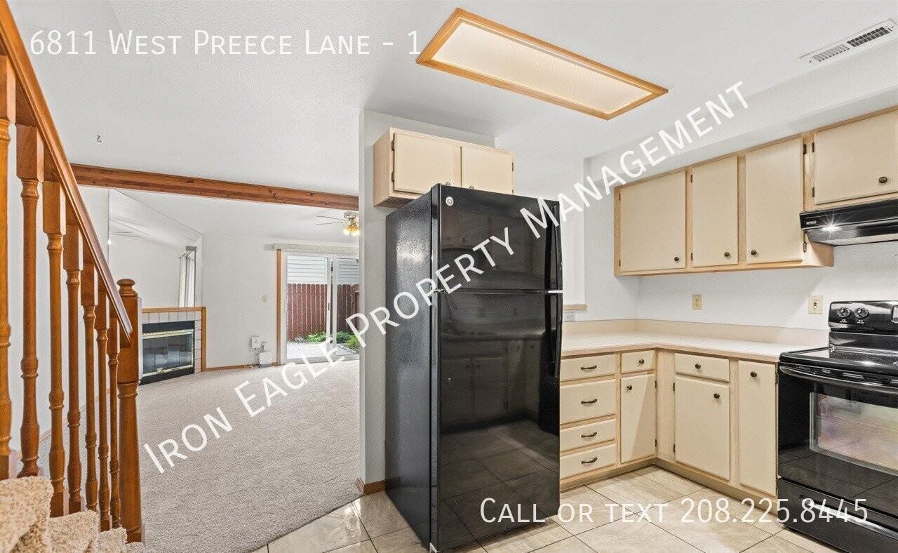 6811 W Preece Ln - Photo 6 of 12
