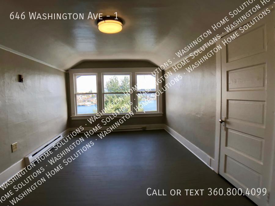 646 Washington Ave #1 - Photo 6 of 14