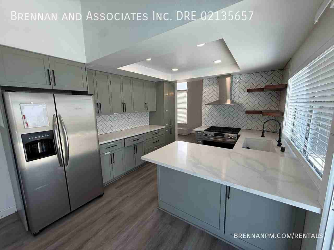 1286 Sonoma Ct - Photo 2 of 32