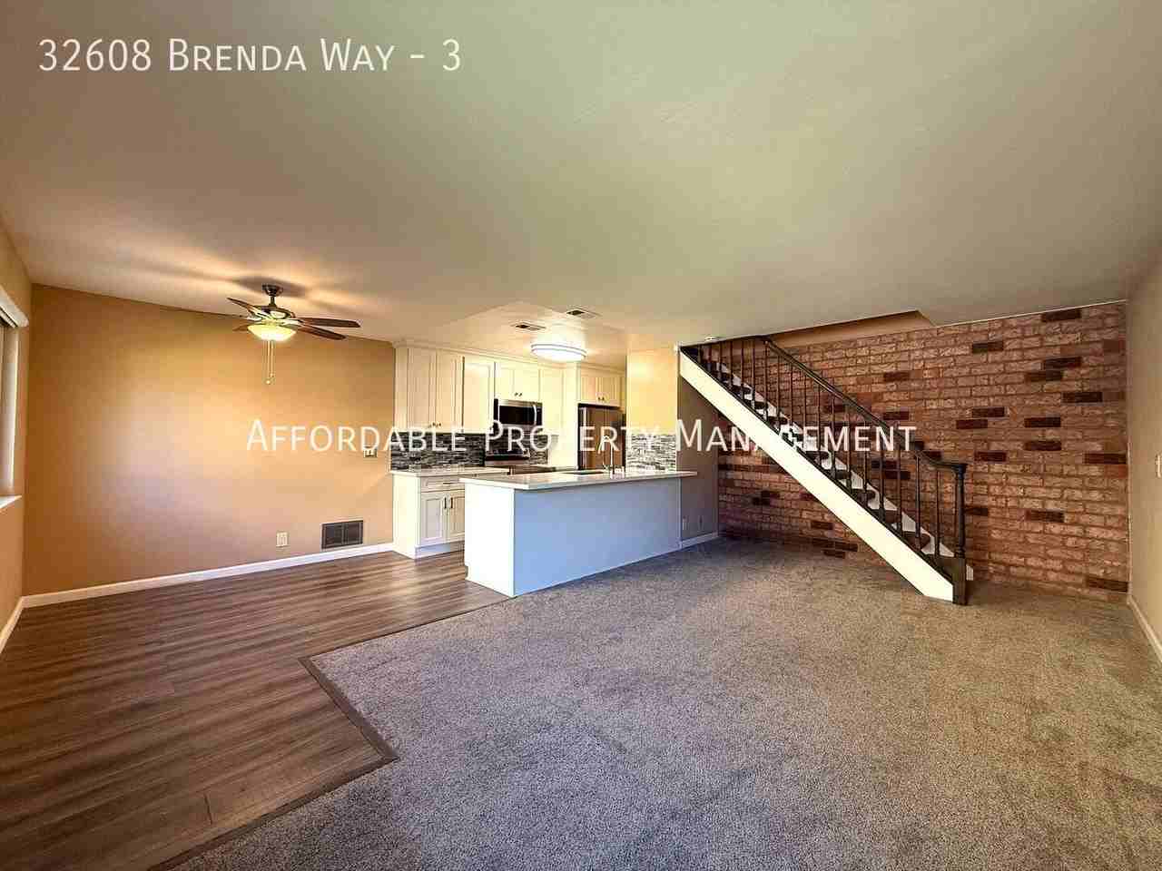 32608 Brenda Way #3 - Photo 4 of 18
