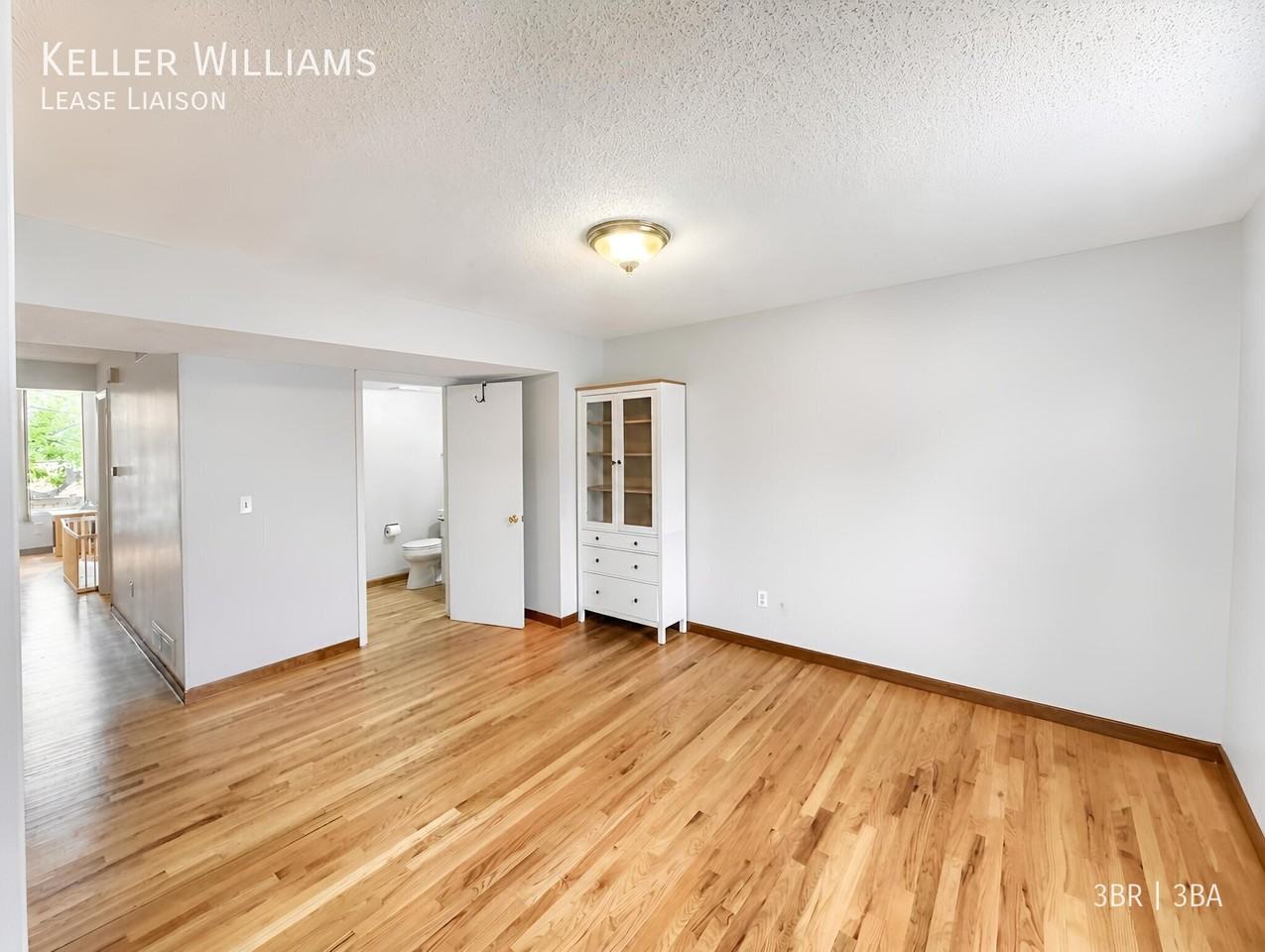 11987 E Yale Ave - Photo 4 of 24