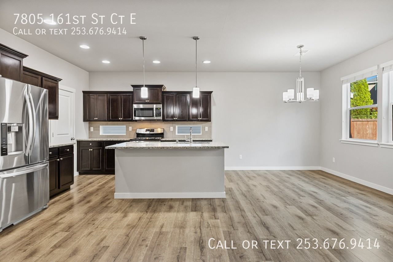 7805 161st Street Ct E - Photo 4 of 28