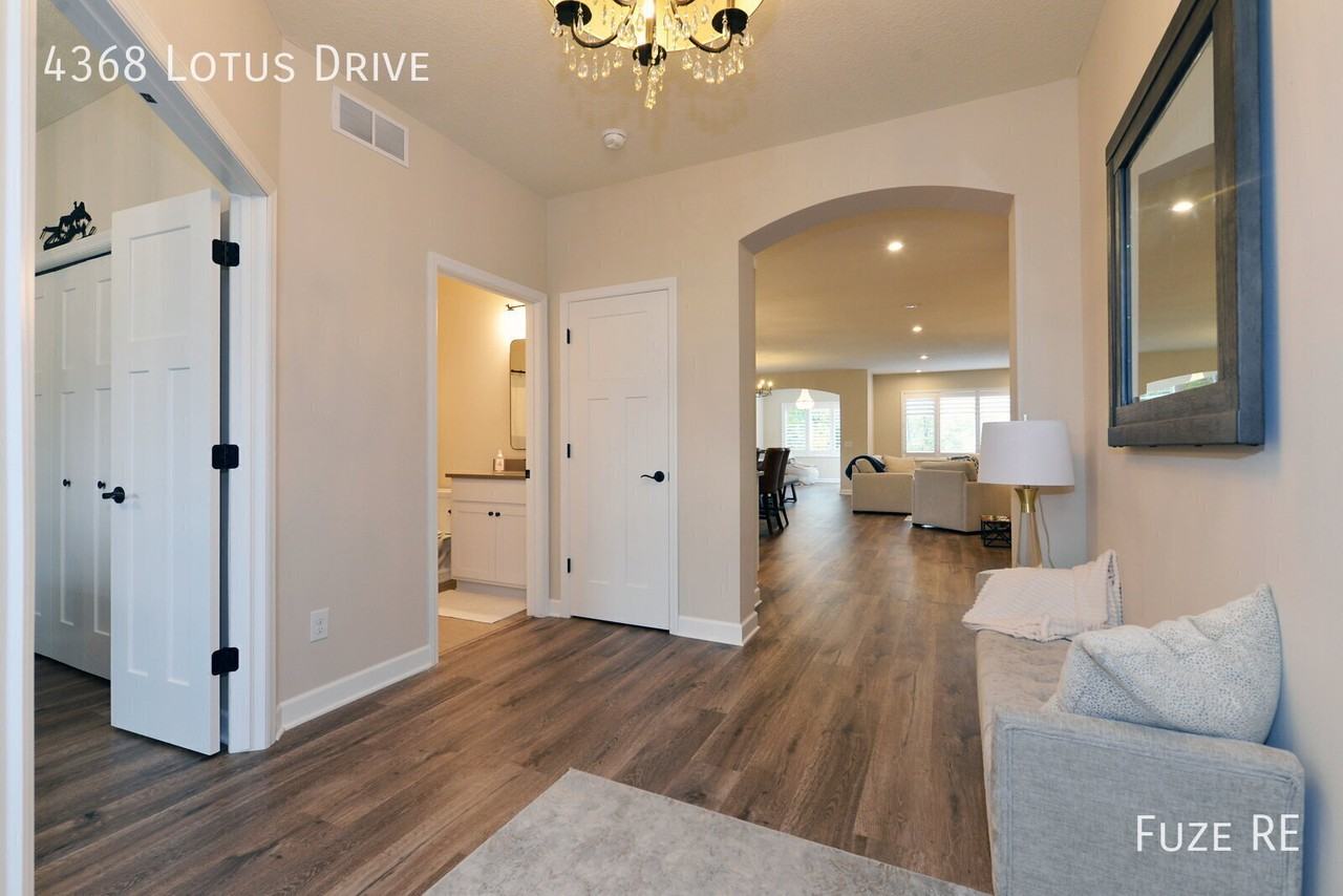 4368 Lotus Dr - Photo 2 of 32