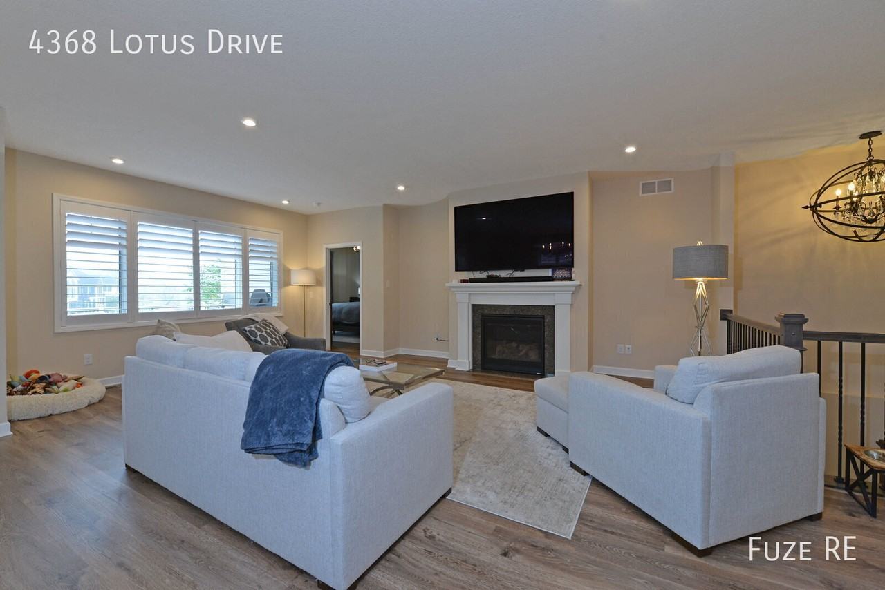 4368 Lotus Dr - Photo 7 of 32