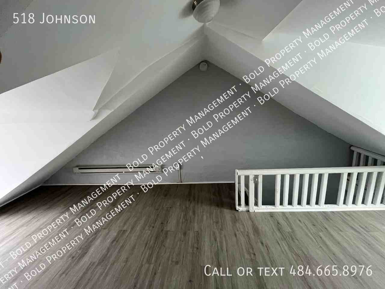 518 Johnson St - Photo 2 of 8