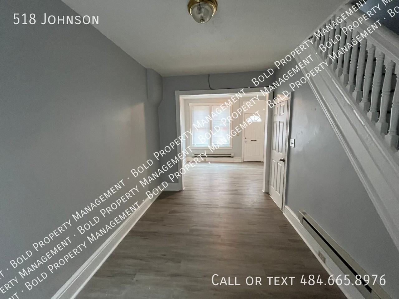 518 Johnson St - Photo 5 of 8