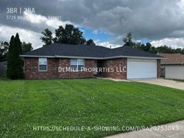 featured image of 3726 W Roxbury St