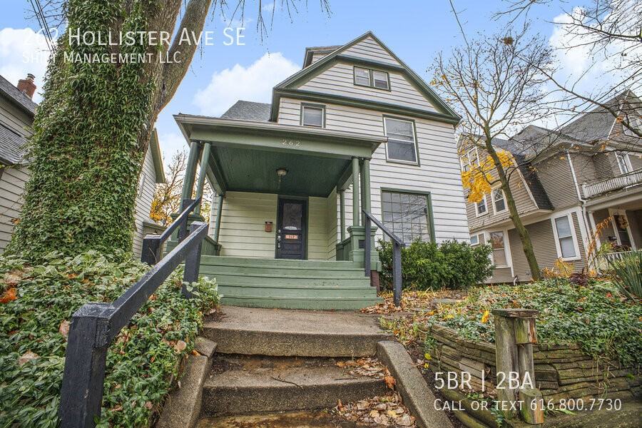 262 Hollister Ave Se - Photo 2 of 19