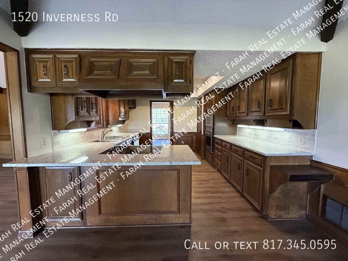 1520 Inverness Rd - Photo 7 of 43