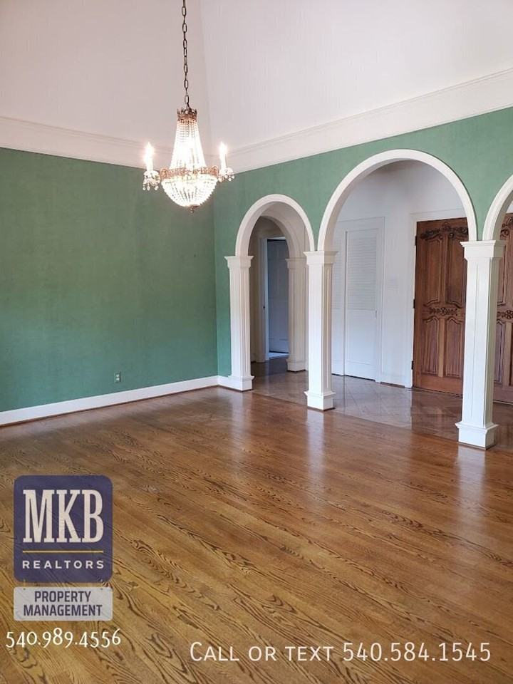 5029 Crossbow Cir - Photo 6 of 45