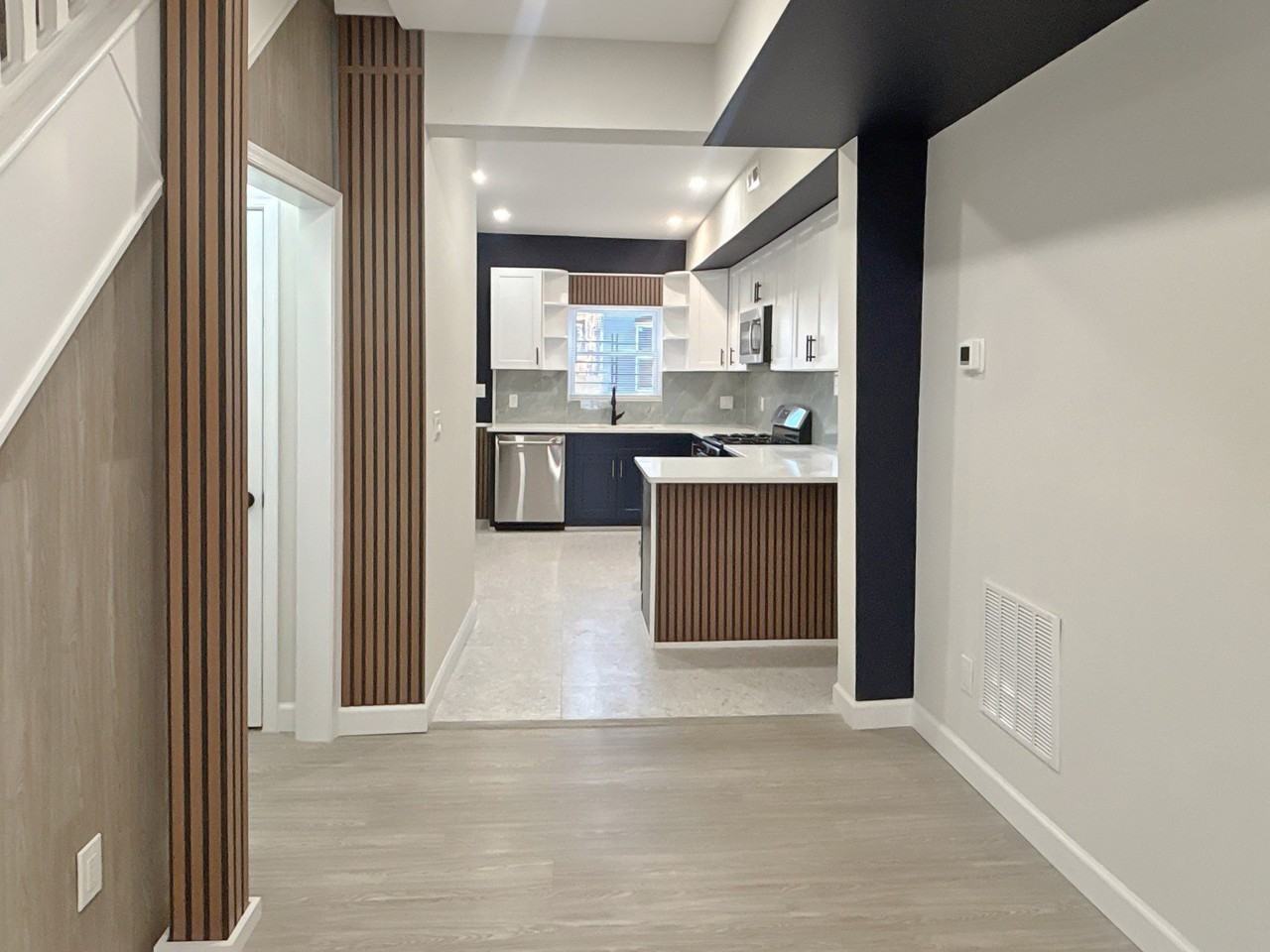 2636 E Monument St - Photo 6 of 32
