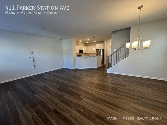 411 Parker Station Ave - Photo 3 of 19