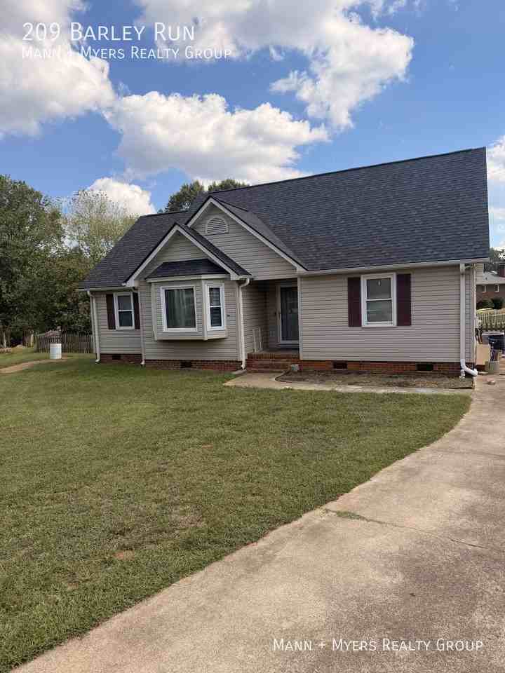 209 Barley Run - Photo 3 of 33