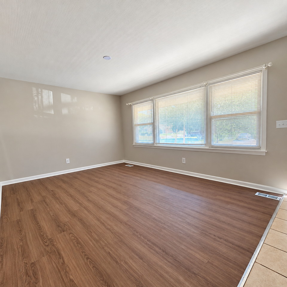 613 Austin Dr Nw - Photo 4 of 21