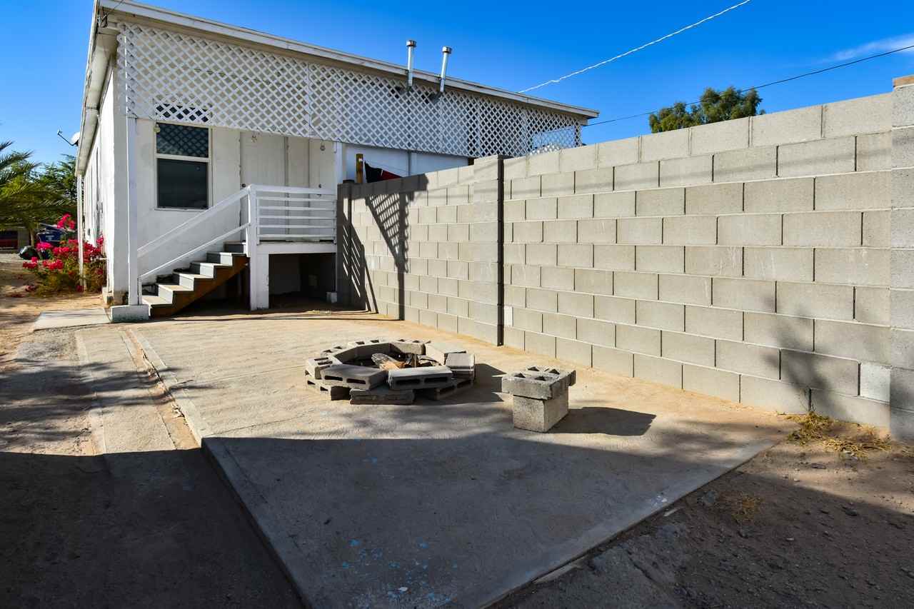 585 S 2nd Ave - Photo 6 of 19