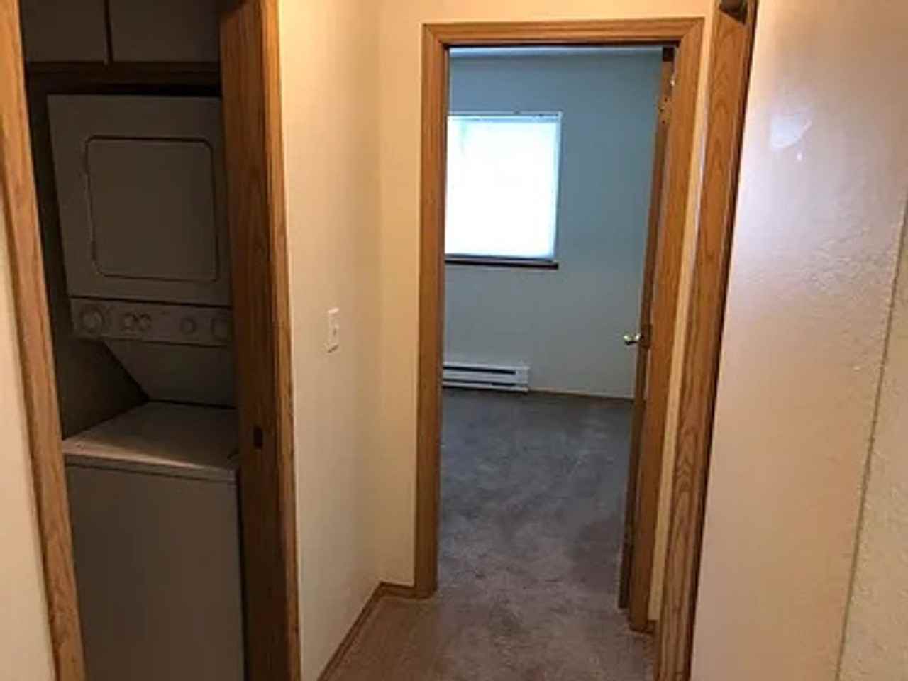 621 Ne Kane Dr #103 - Photo 5 of 26