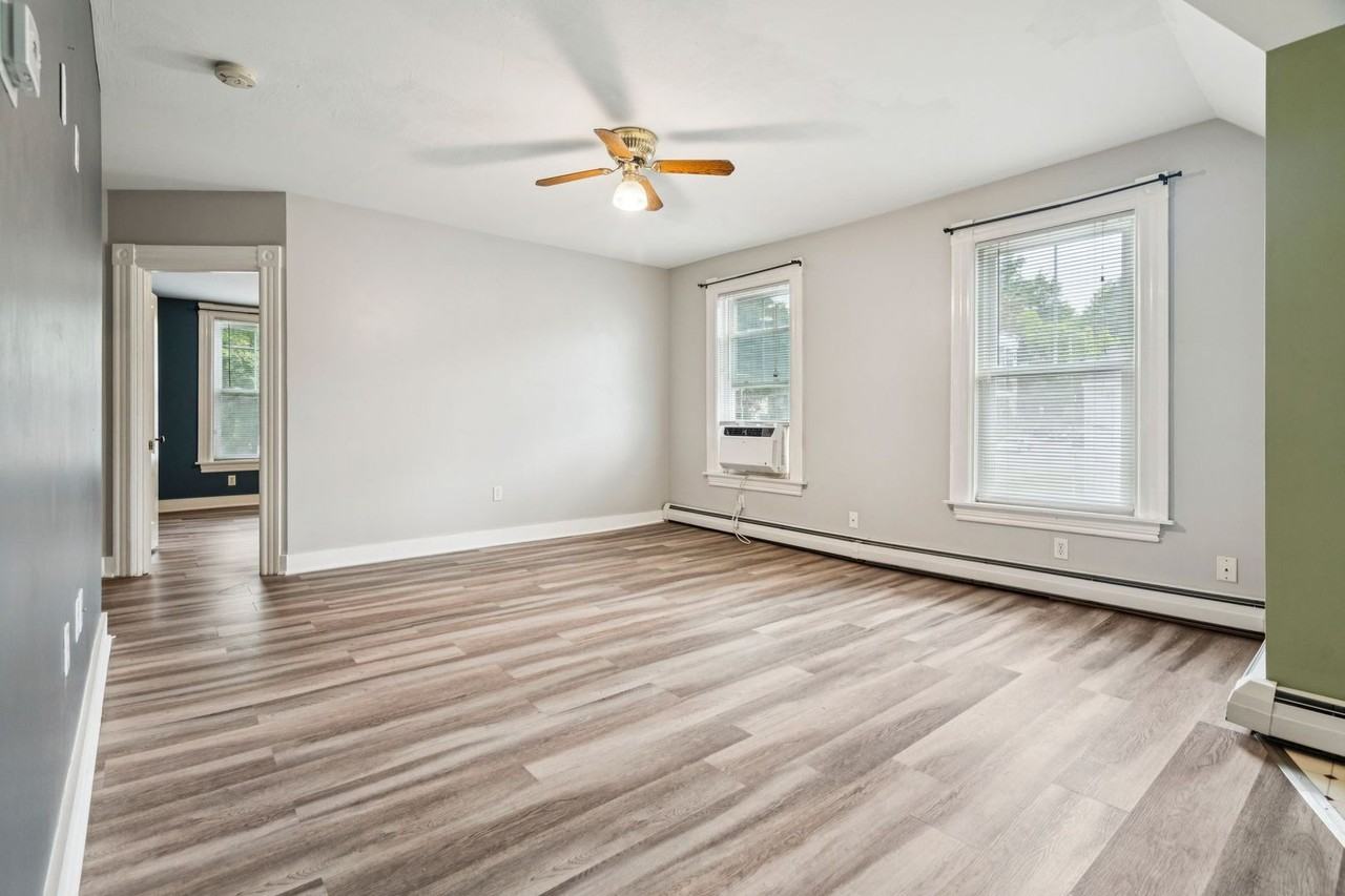 463 Lake Ave #2 - Photo 5 of 20