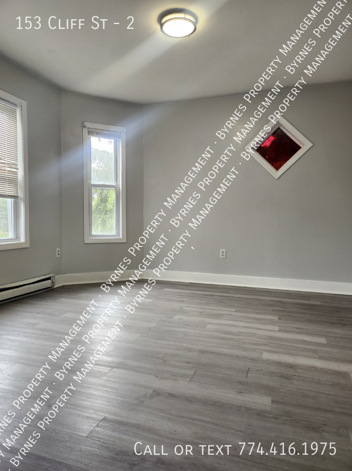 153 Cliff St #2 - Photo 6 of 10