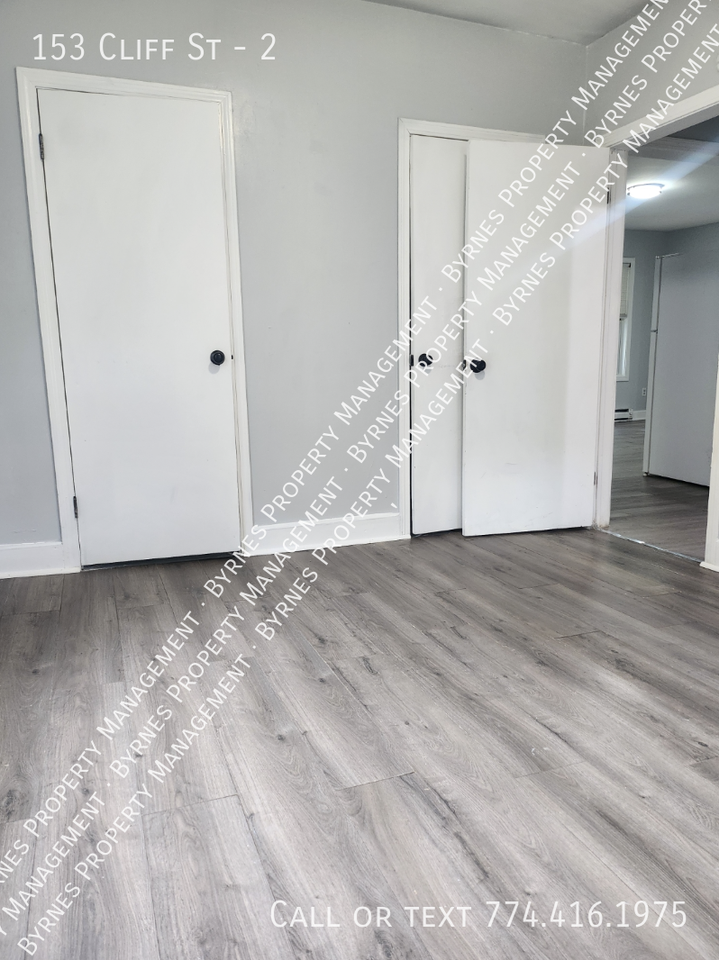 153 Cliff St #2 - Photo 7 of 10