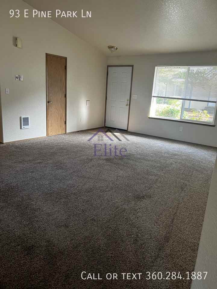 93 E Pine Park Ln - Photo 2 of 15