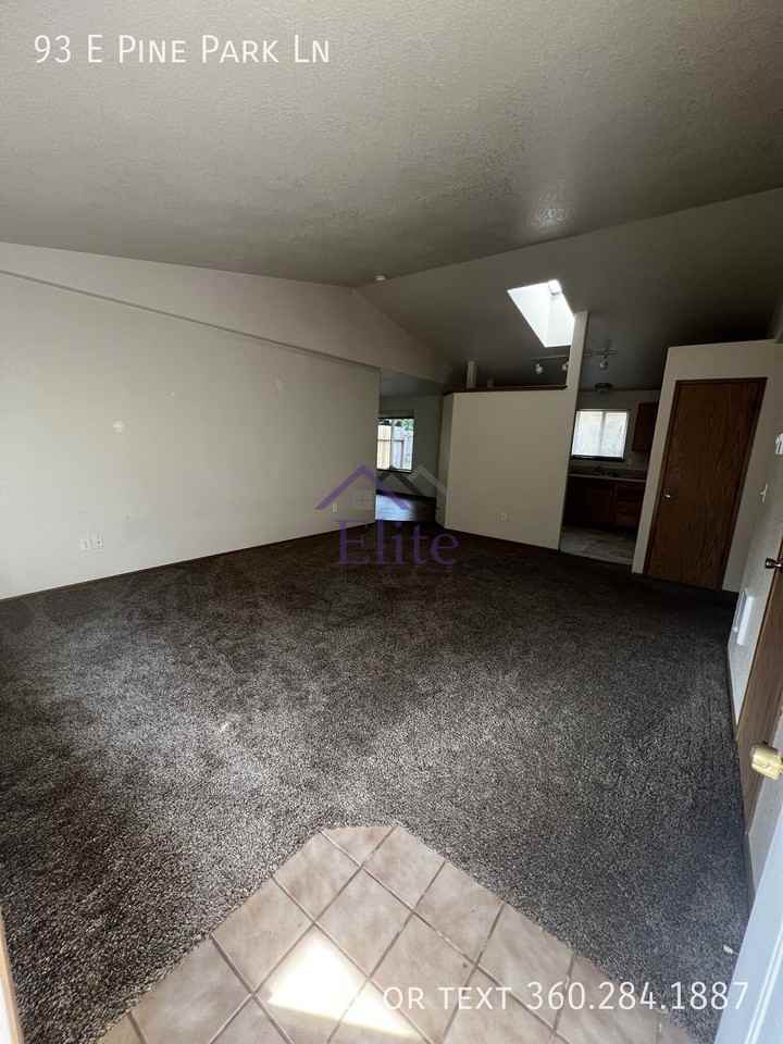 93 E Pine Park Ln - Photo 3 of 15