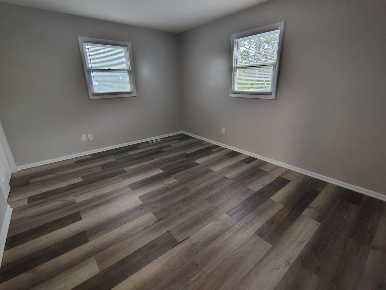 3312 Sablewood Dr #4 - Photo 4 of 7