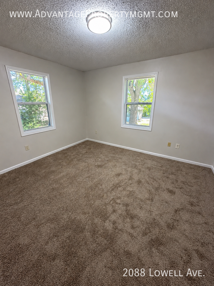 2088 Lowell Ave - Photo 7 of 15