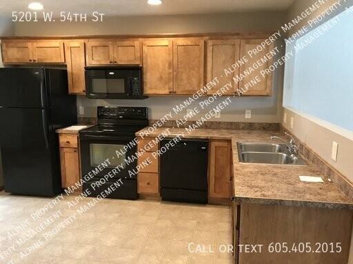 5201 W 54th St N - Photo 2 of 17
