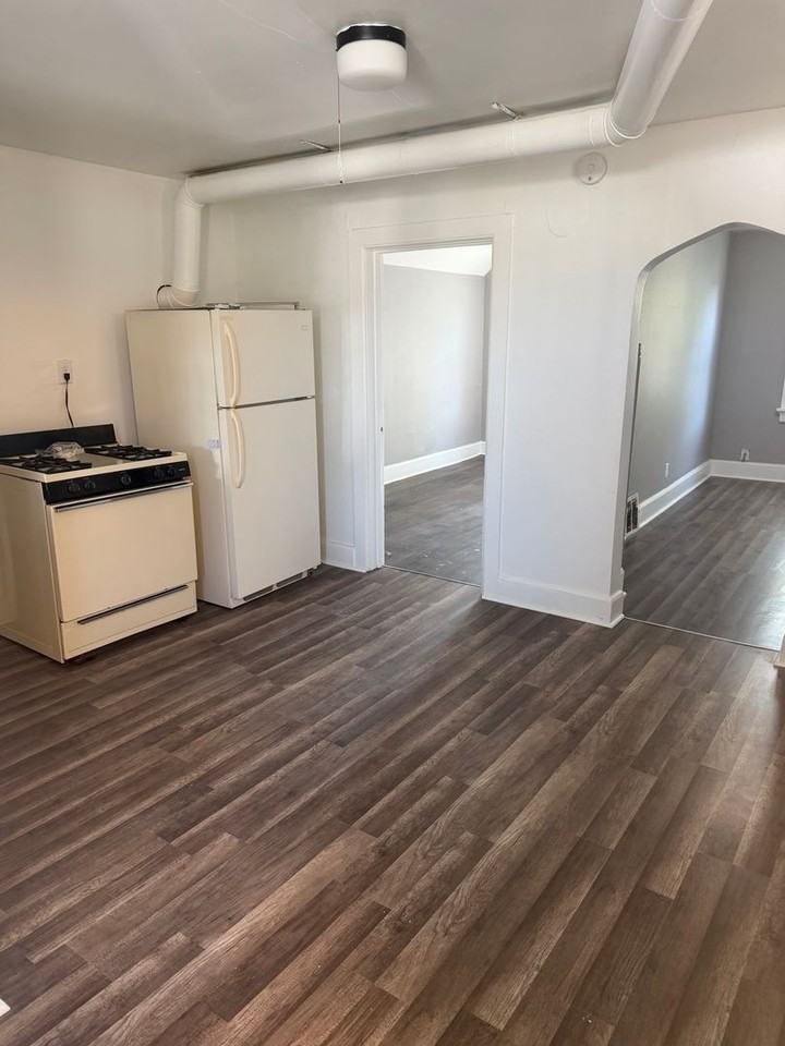1724C N 24th St - Photo 2 of 7