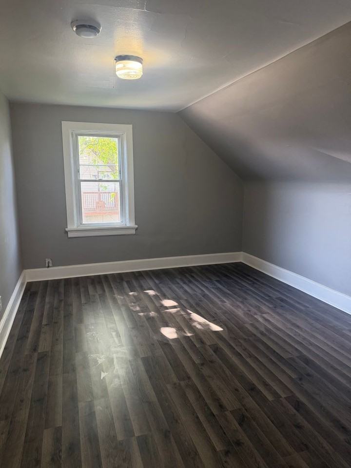1724C N 24th St - Photo 5 of 7