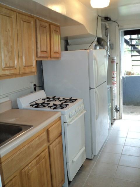 4601 Blaine St Ne #1 - Photo 2 of 8