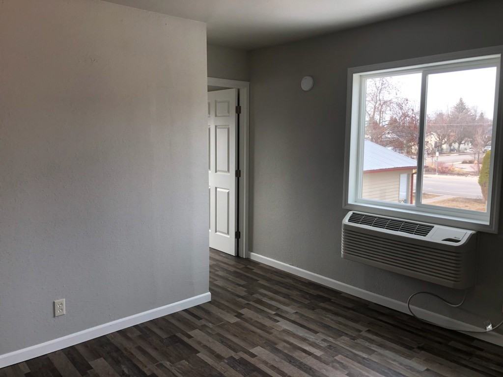 119 South Ave W #4PLEX - Photo 4 of 6