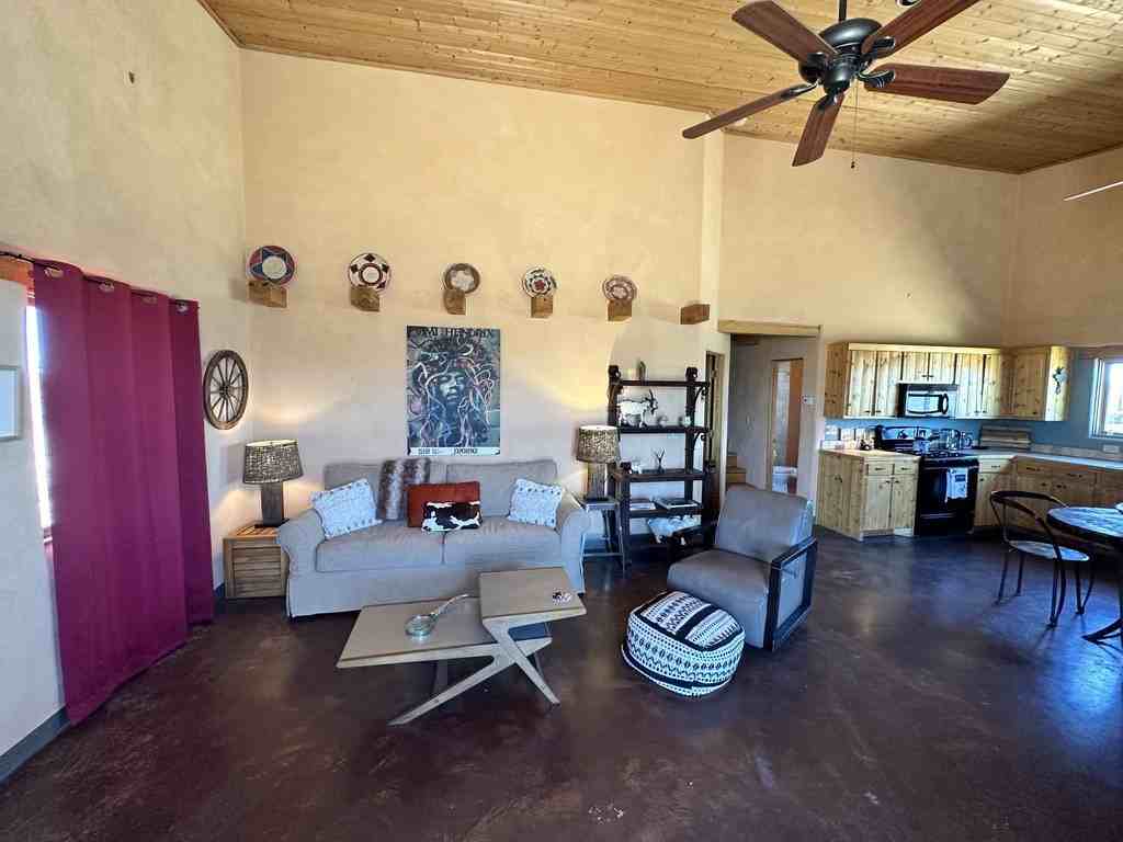 221 Tune Dr - Photo 5 of 22