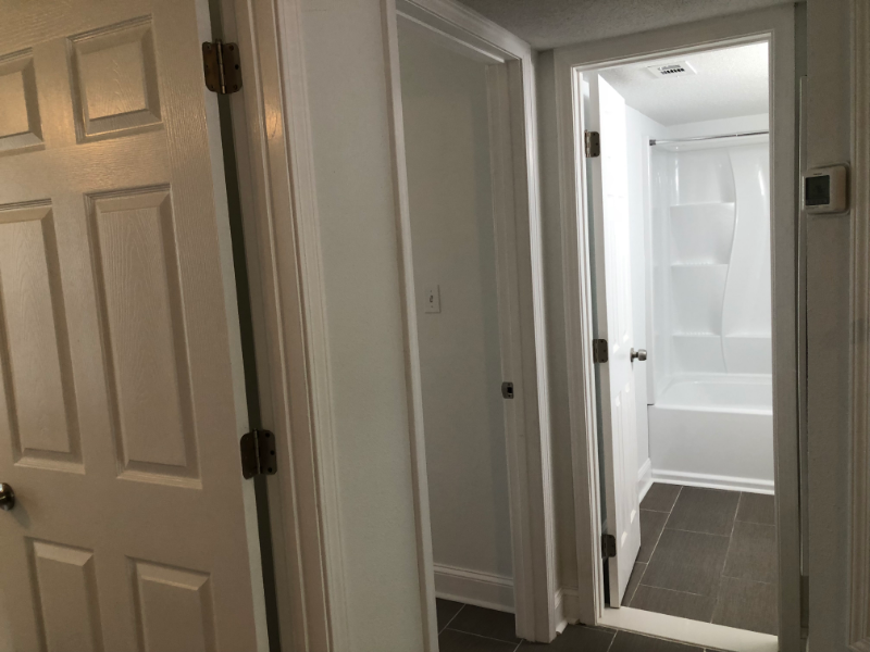 209 Green Acres Rd #4 - Photo 7 of 9