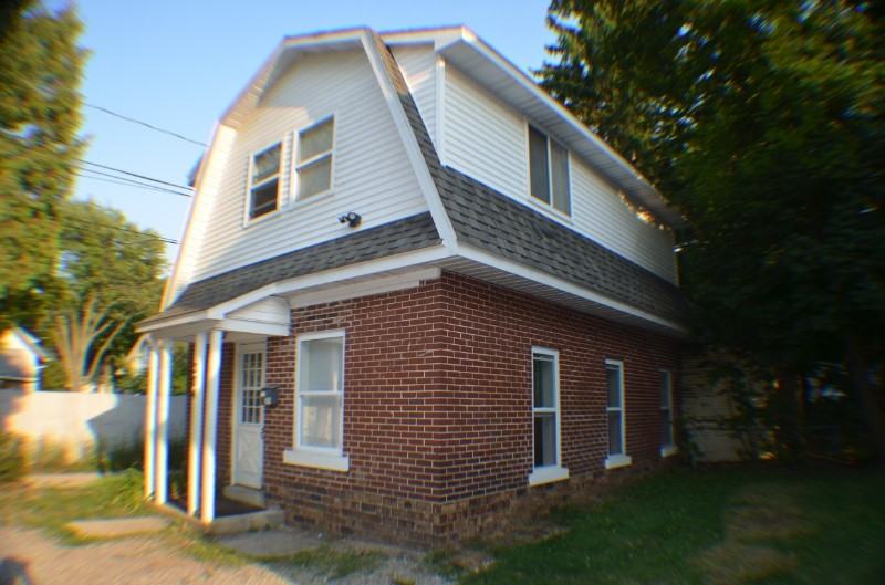 204 E Cherry St - Photo 2 of 24