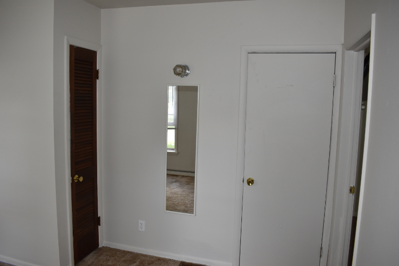 608 S Franklin St #B - Photo 5 of 18